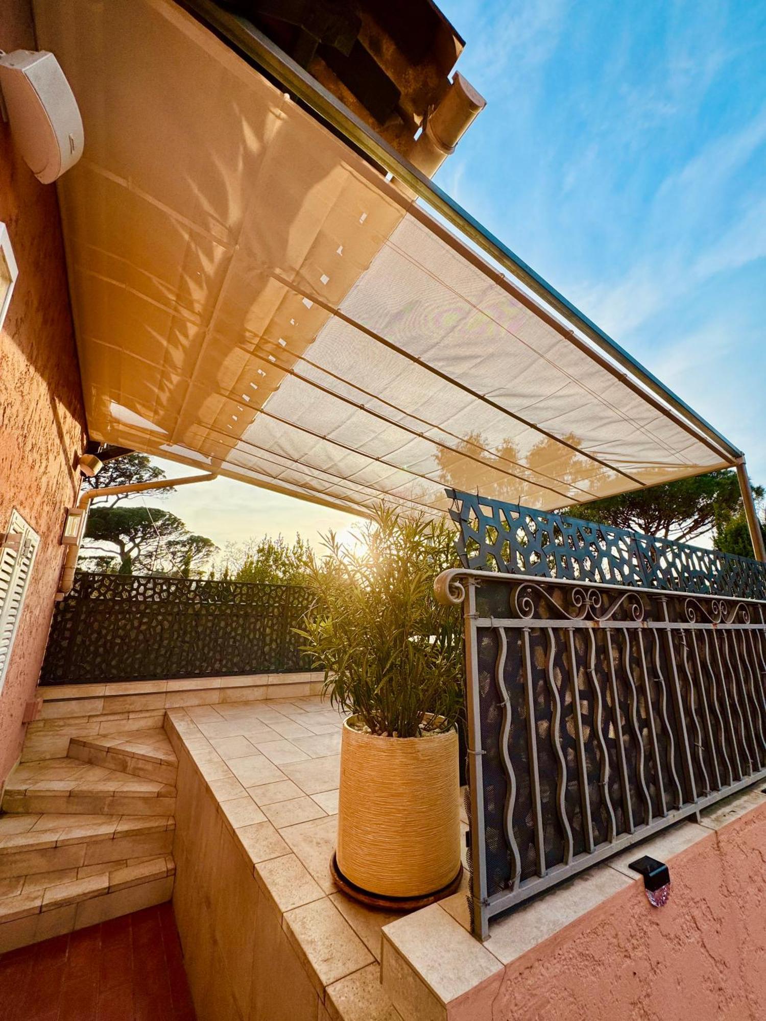 Studio Climatise, Terrasse, Parking Prive, 50M De La Plage Saint-Tropez Dış mekan fotoğraf