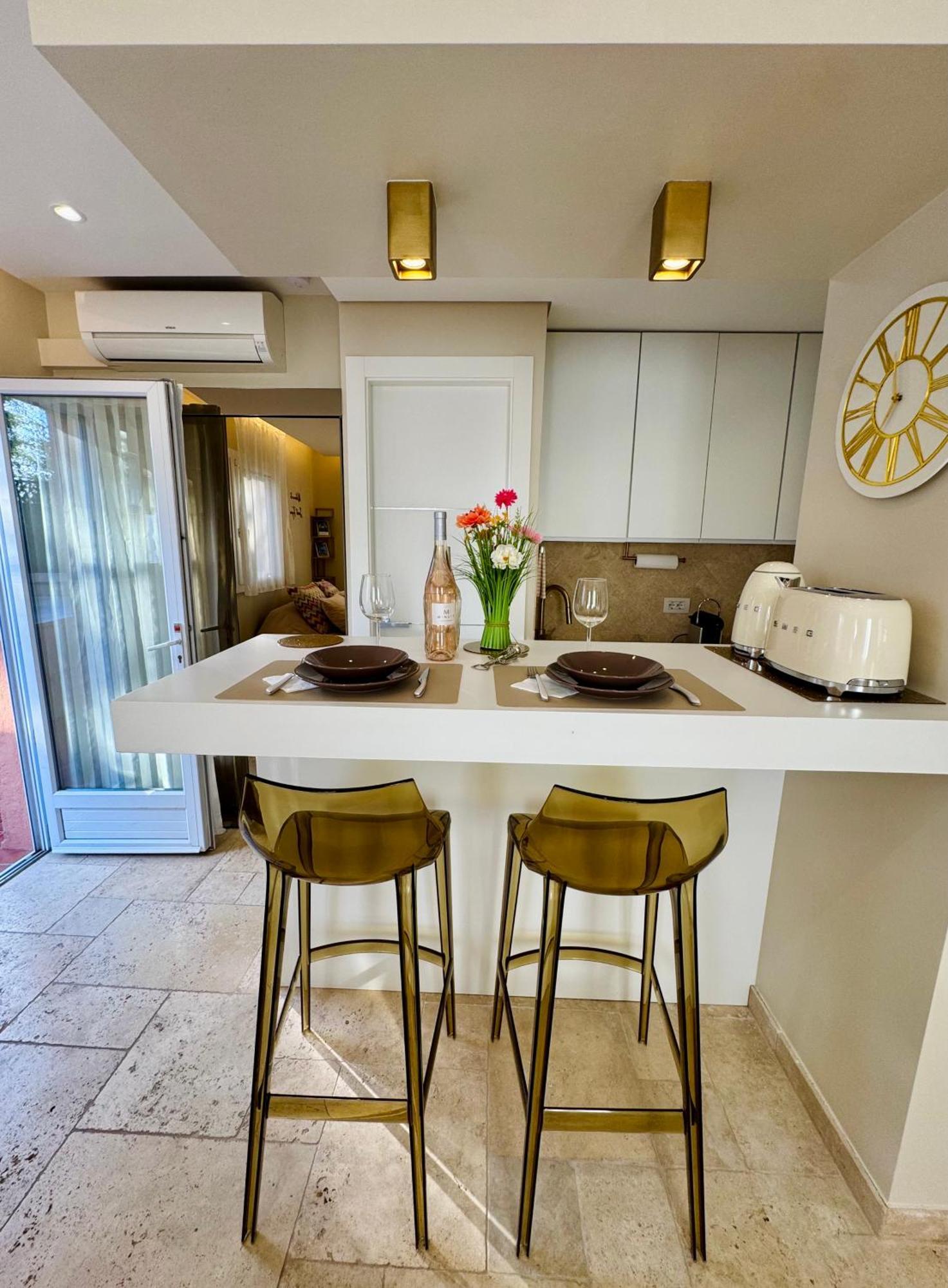 Studio Climatise, Terrasse, Parking Prive, 50M De La Plage Saint-Tropez Dış mekan fotoğraf