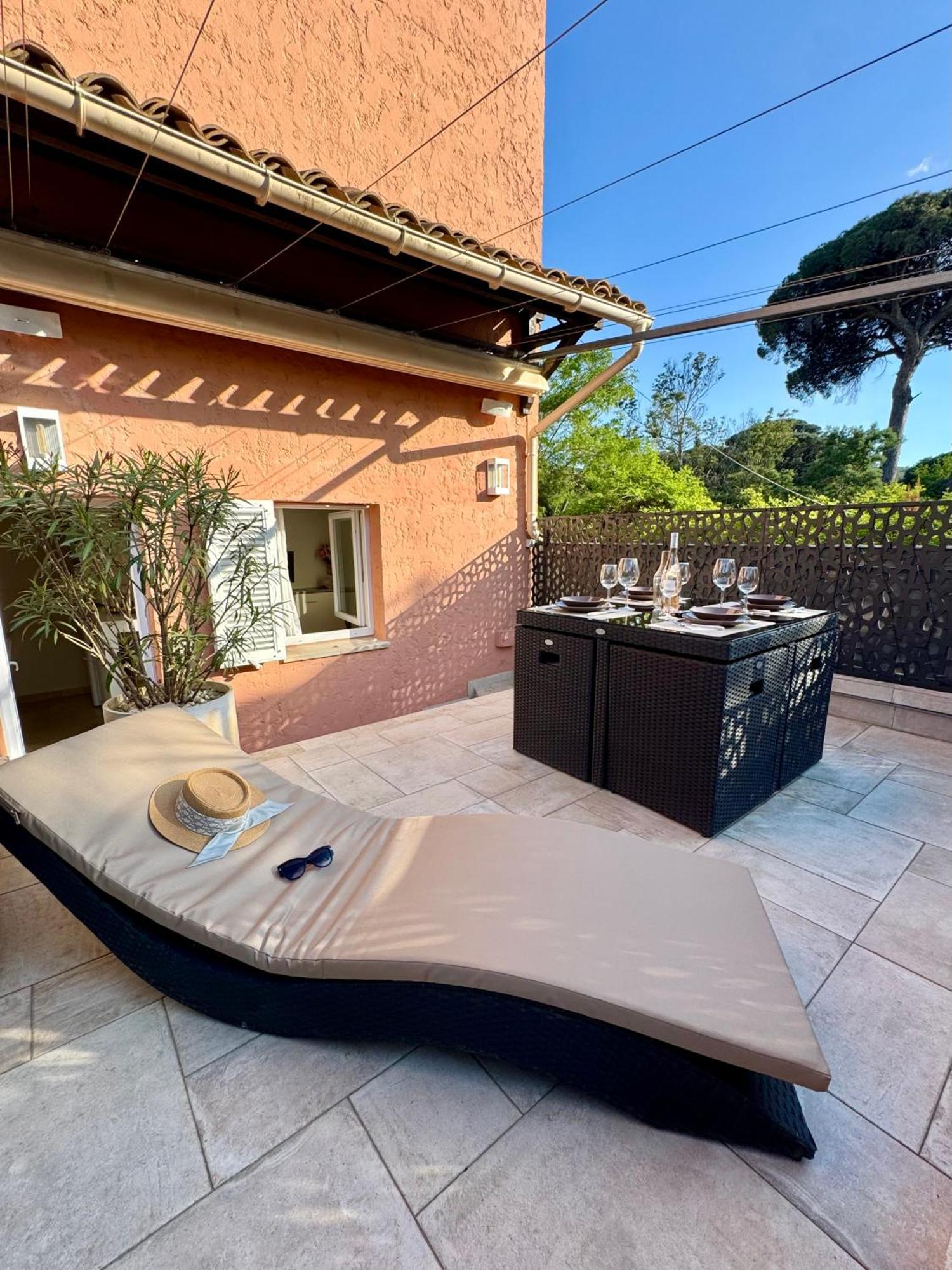 Studio Climatise, Terrasse, Parking Prive, 50M De La Plage Saint-Tropez Dış mekan fotoğraf